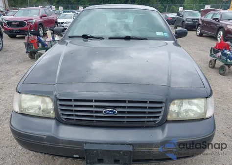 2005 Ford Crown Victoria Lx/Lx Sport z USA, uszkodzony, nr VIN 2FAHP74W95X113062